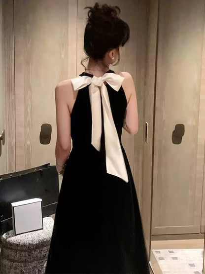 Midnight Bloom ~vol.10~（ベルベットホルダーネックワンピース）