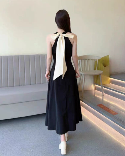 Midnight Bloom ~vol.10~（ベルベットホルダーネックワンピース）