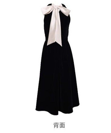 Midnight Bloom ~vol.10~（ベルベットホルダーネックワンピース）